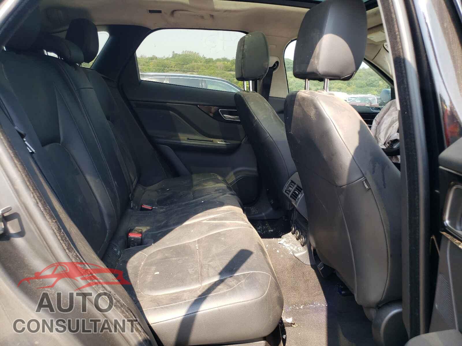 JAGUAR F-PACE 2019 - SADCS2FX4KA606460