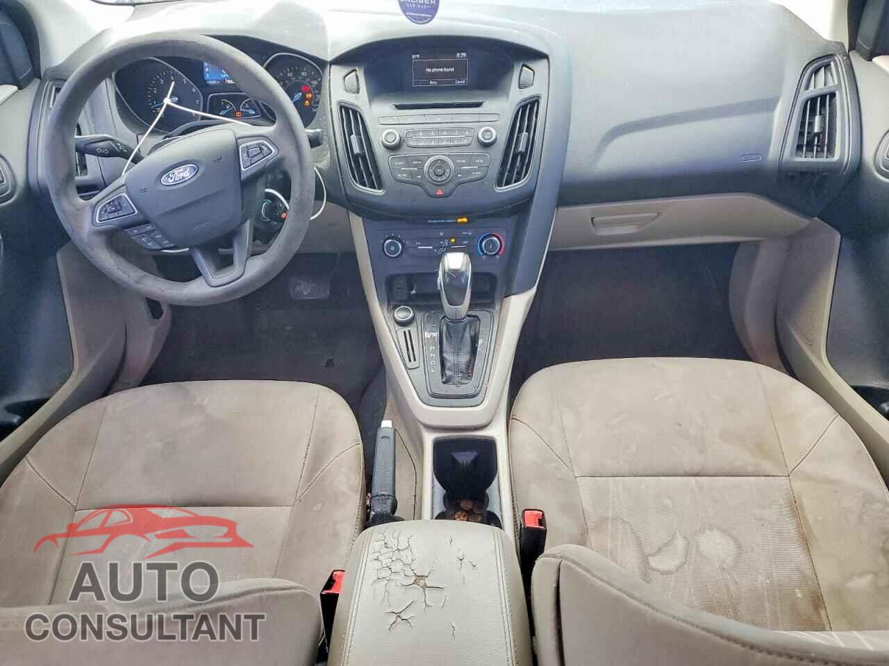 FORD FOCUS 2016 - 1FADP3F26GL242684