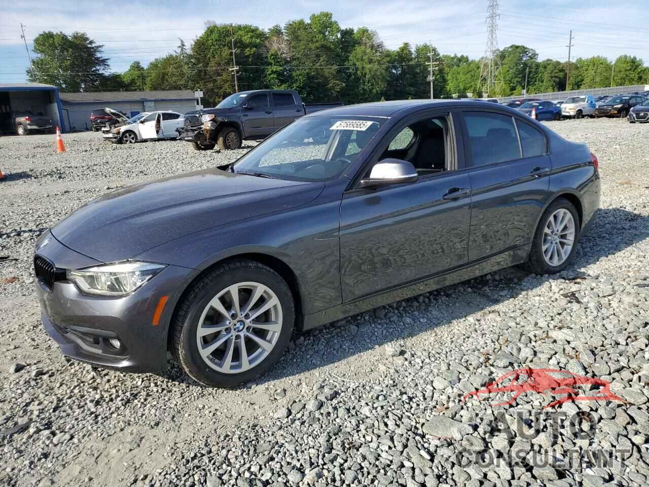 BMW 3 SERIES 2018 - WBA8E1G56JNU89582