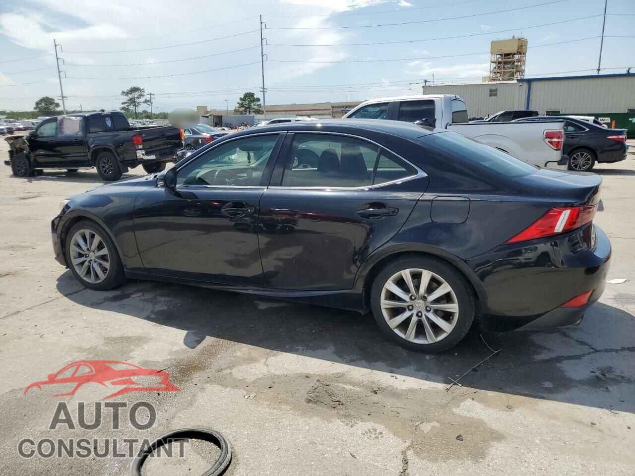 LEXUS IS 2014 - JTHBF1D23E5030501