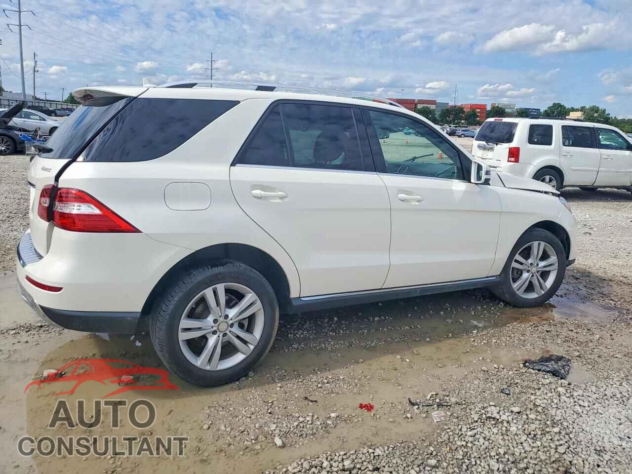 MERCEDES-BENZ M-CLASS 2015 - 4JGDA5HB4FA564833