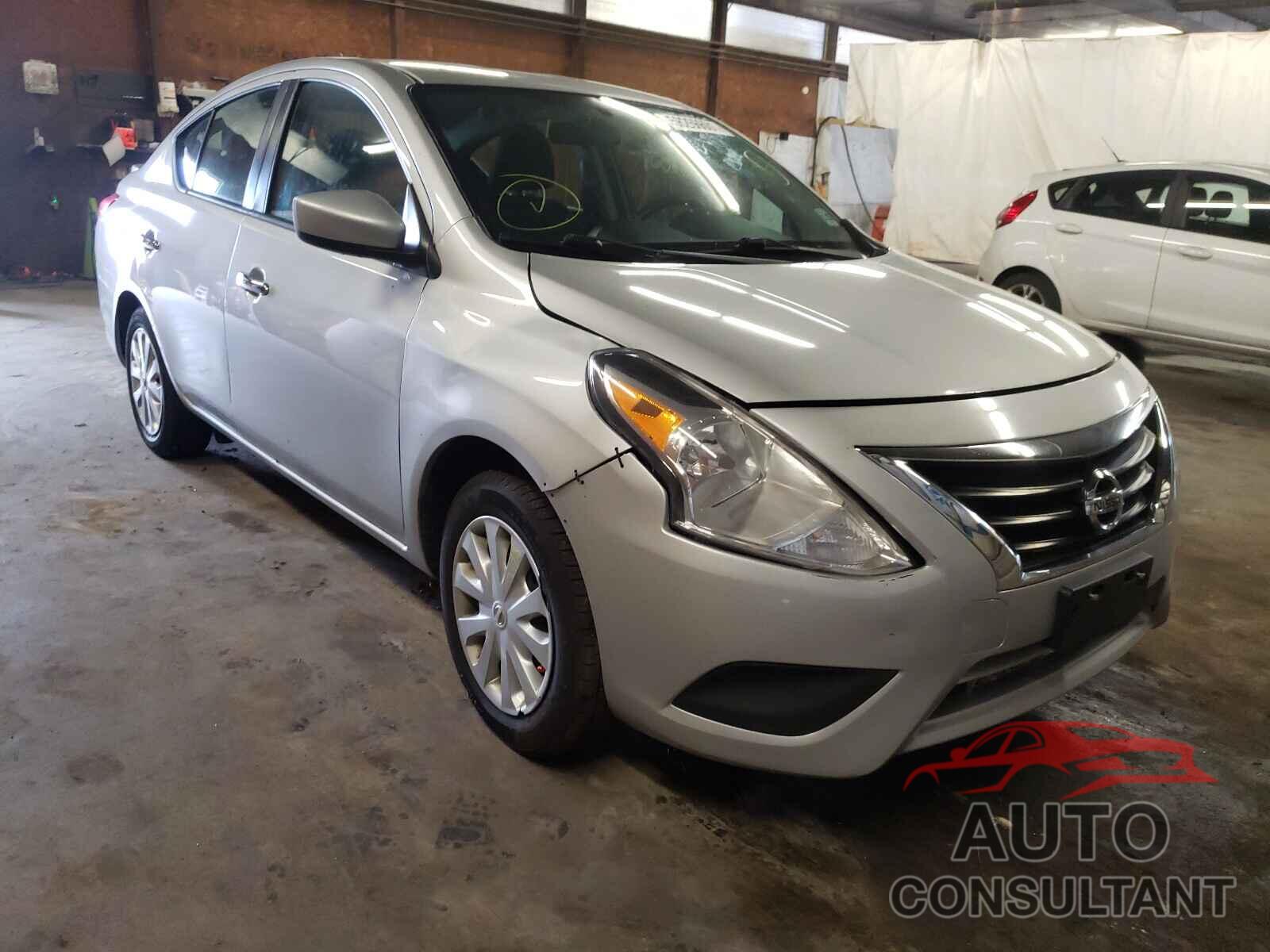NISSAN VERSA 2017 - 3N1CN7AP5HK437583