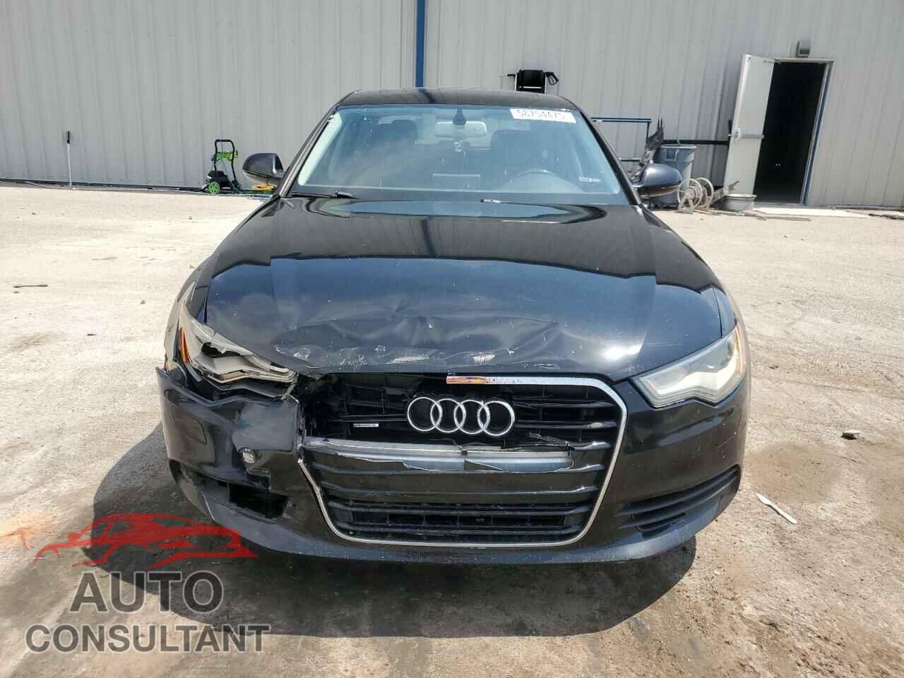AUDI A6 2013 - WAUGGAFC8DN008838