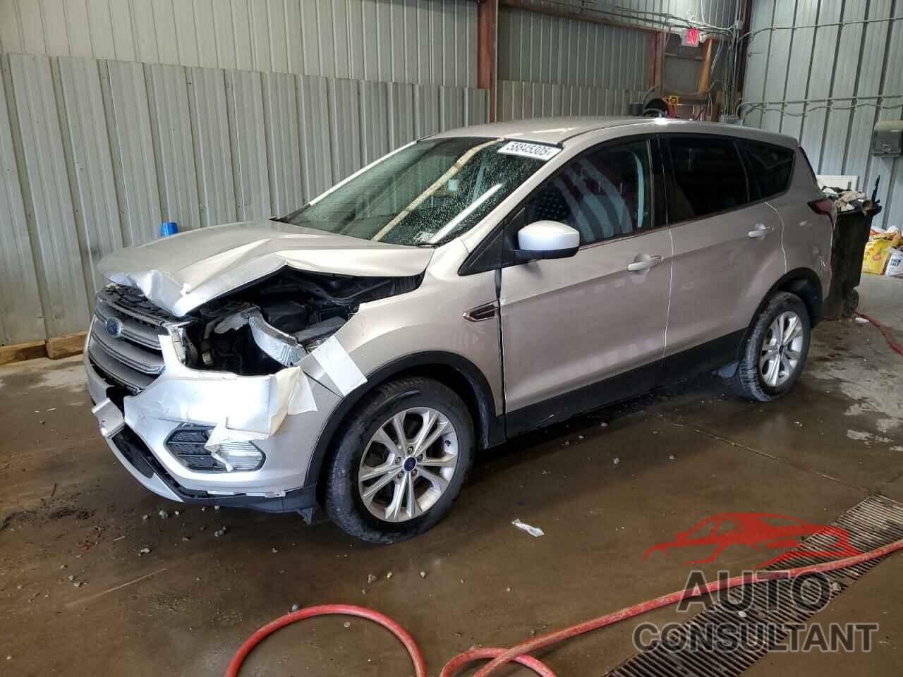 FORD ESCAPE 2017 - 1FMCU9GD7HUC46106