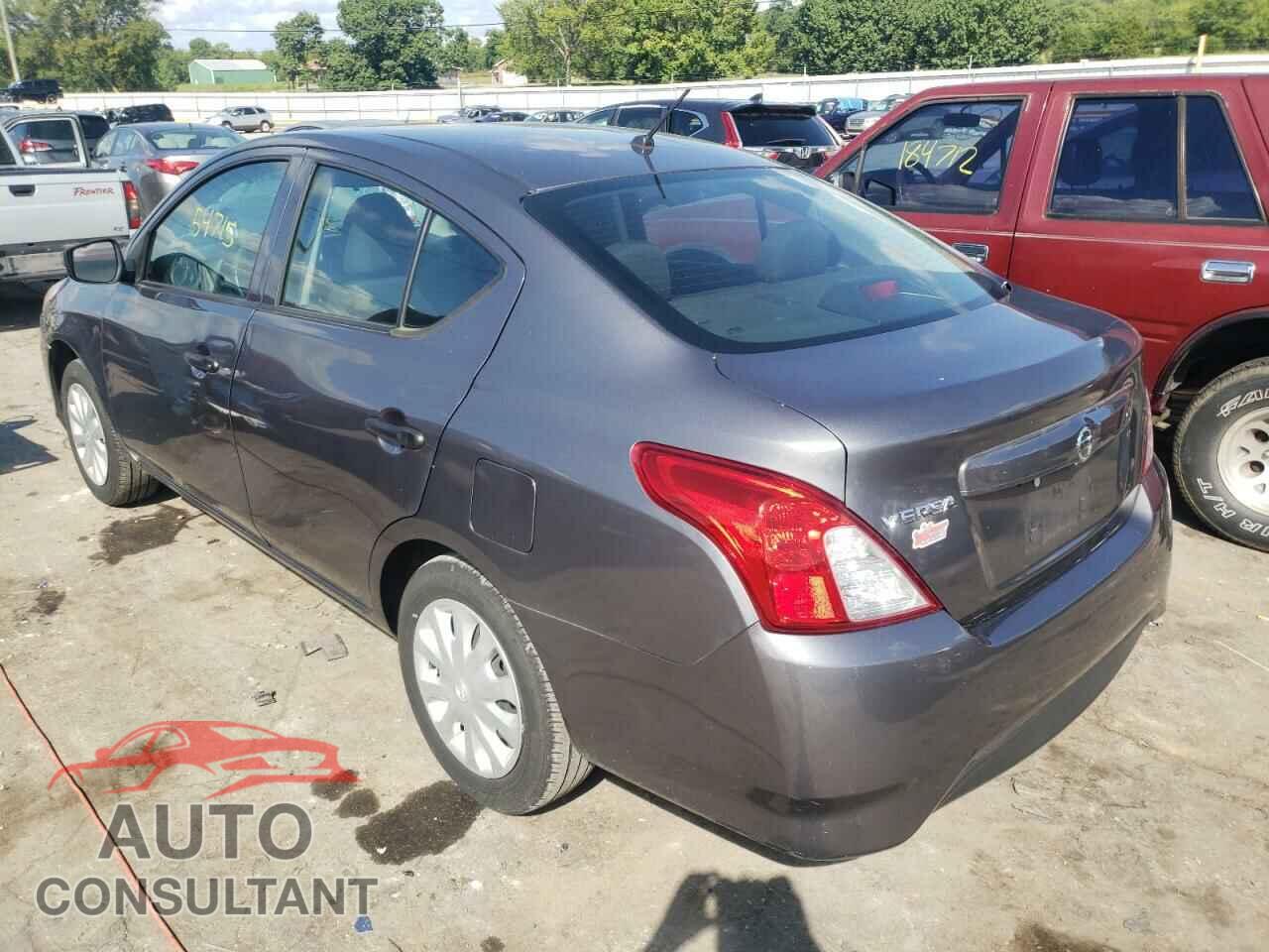 NISSAN VERSA 2019 - 3N1CN7AP3KL827082