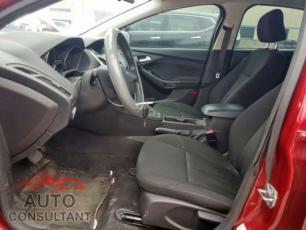 FORD FOCUS 2015 - 1FADP3K25FL384500