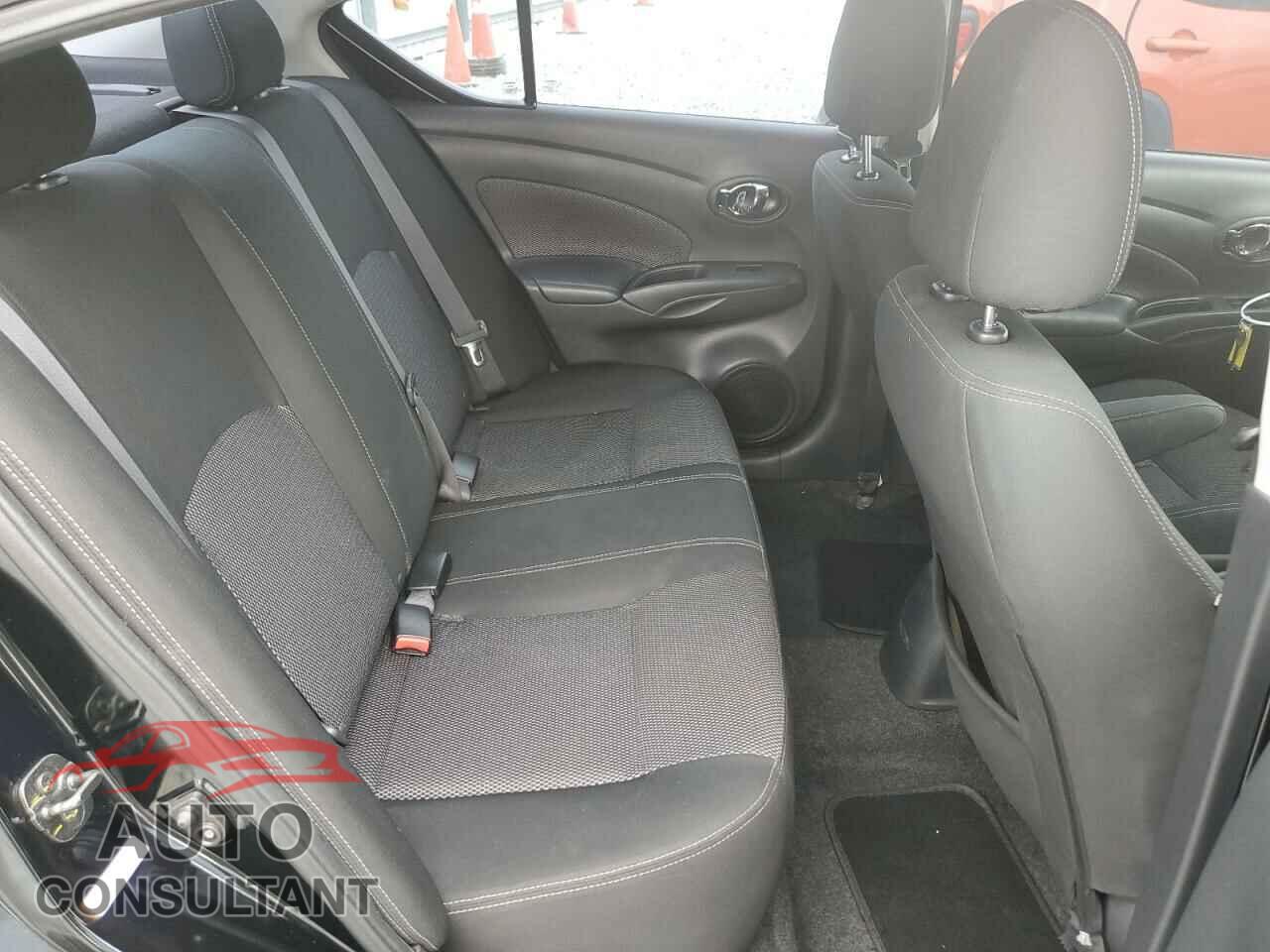 NISSAN VERSA 2019 - 3N1CN7AP3KL859143