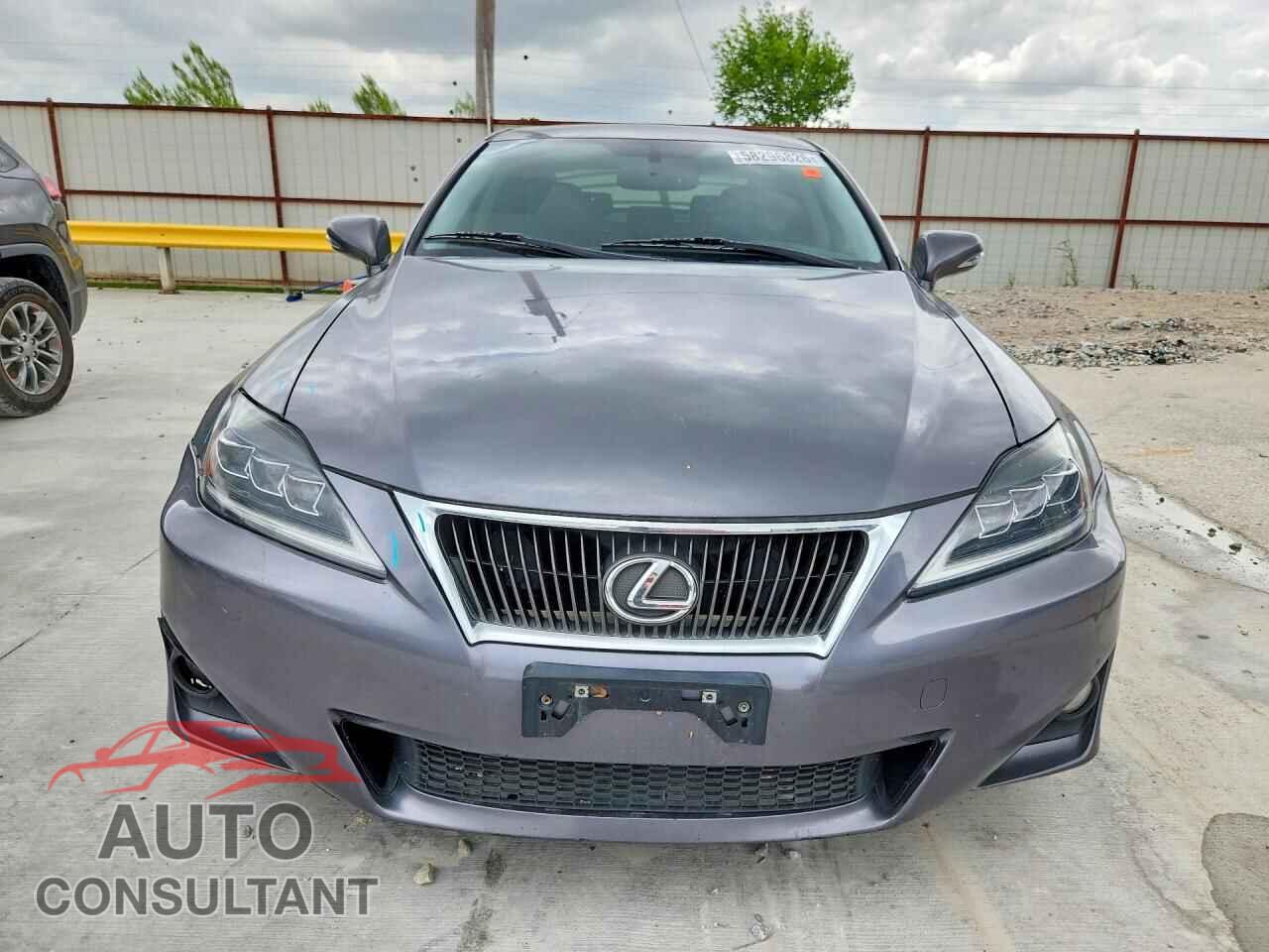 LEXUS IS 2012 - JTHBF5C21C5157401