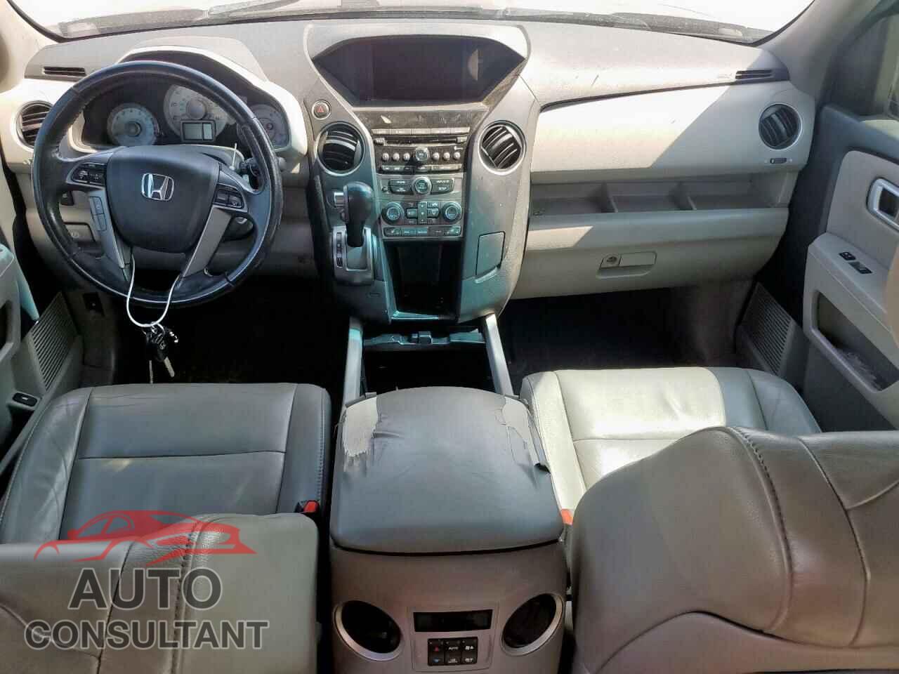 HONDA PILOT 2015 - 5FNYF3H59FB014718