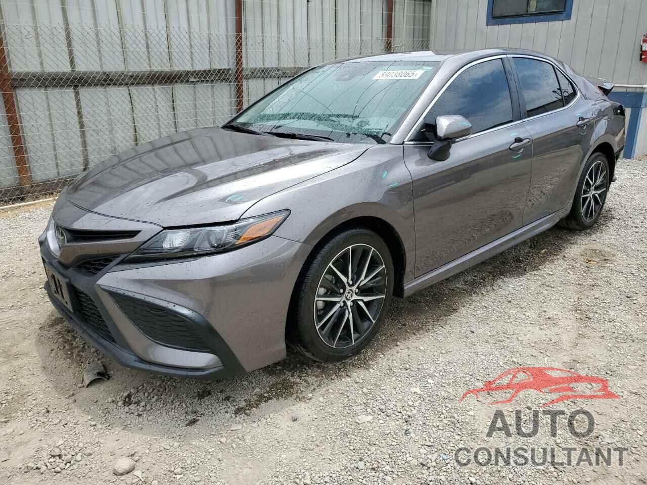 TOYOTA CAMRY 2024 - 4T1G11AK8RU911776