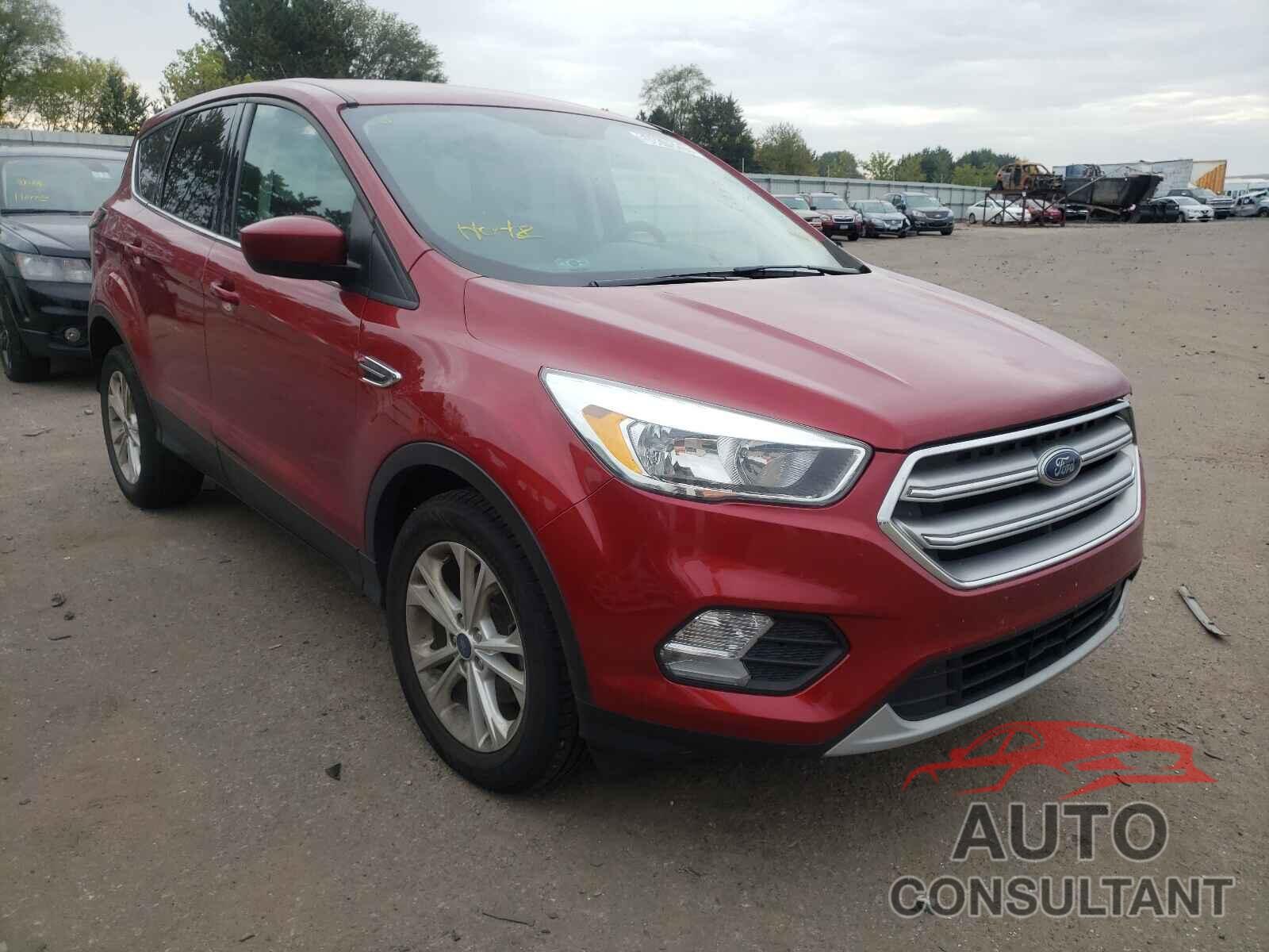 FORD ESCAPE 2017 - 1FMCU0GDXHUD52643