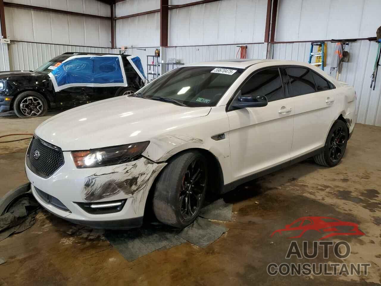 FORD TAURUS 2017 - 1FAHP2KT3HG142823