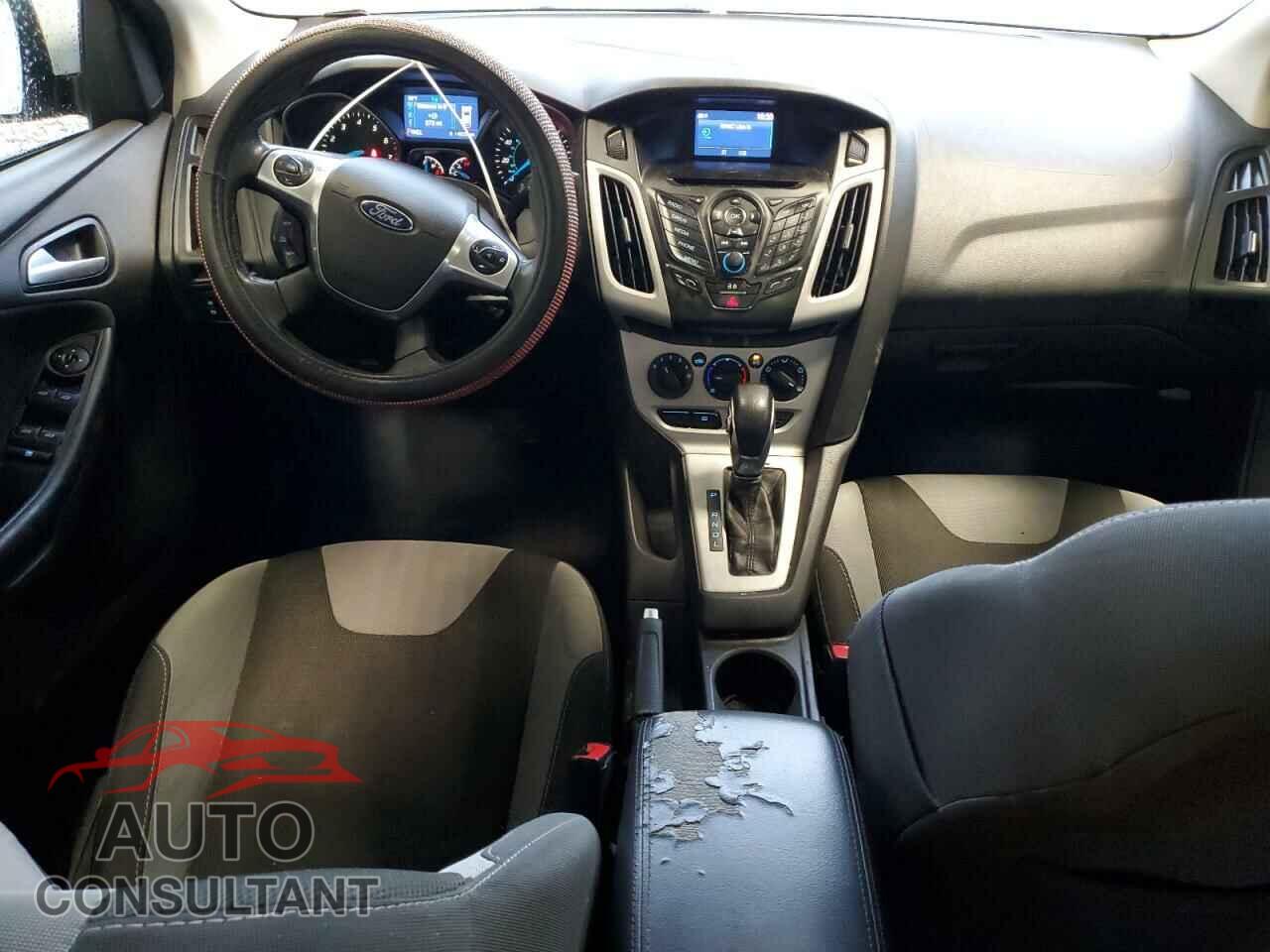 FORD FOCUS 2014 - 1FADP3F28EL402691