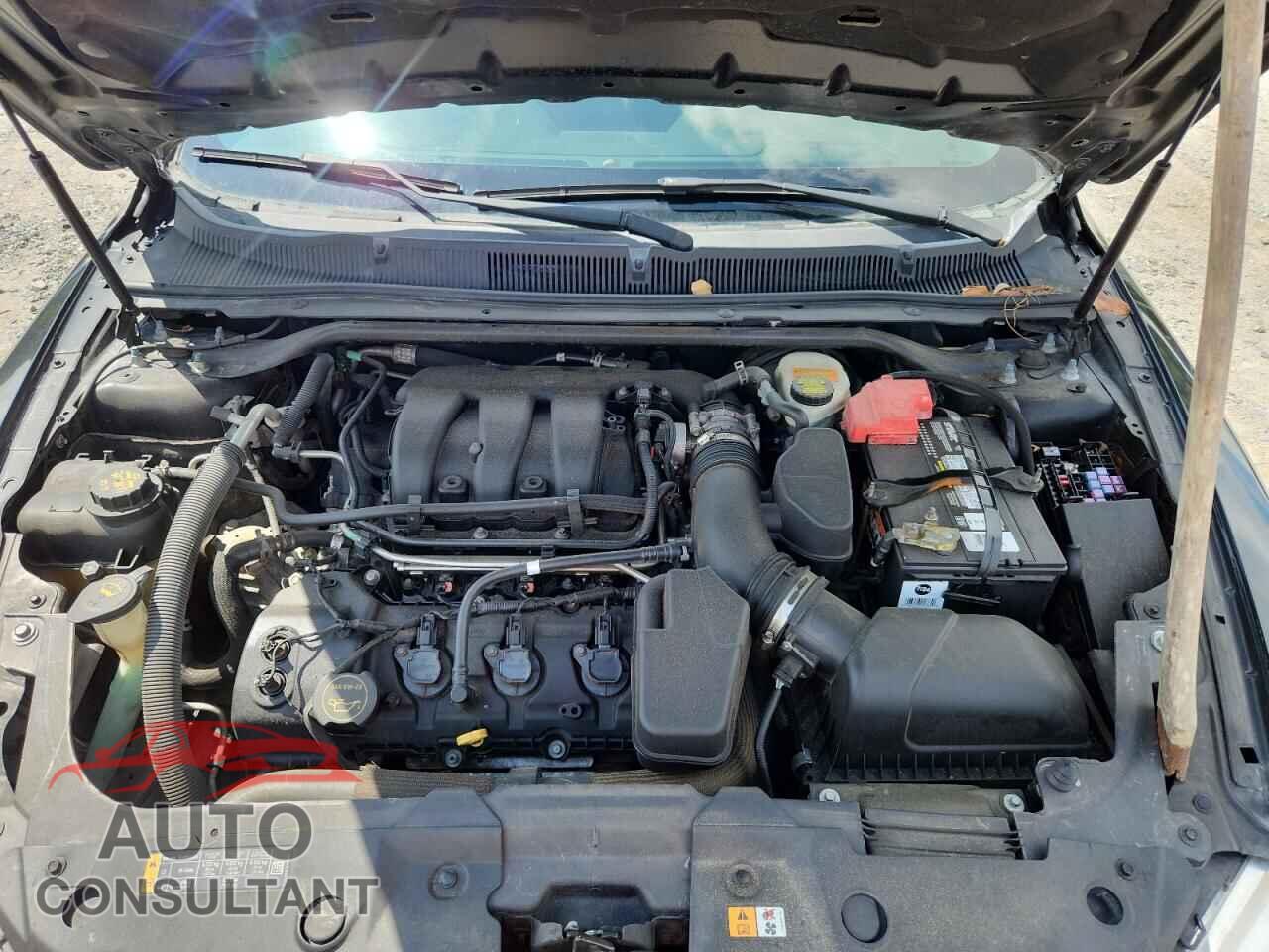 FORD TAURUS 2013 - 1FAHP2E89DG183457