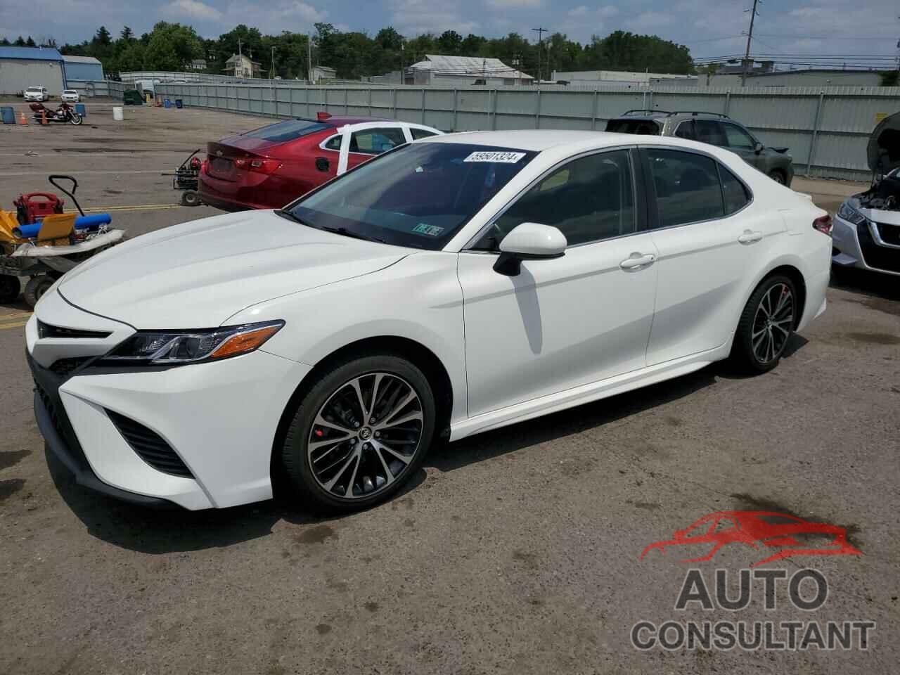 TOYOTA CAMRY 2018 - JTNB11HK5J3023187