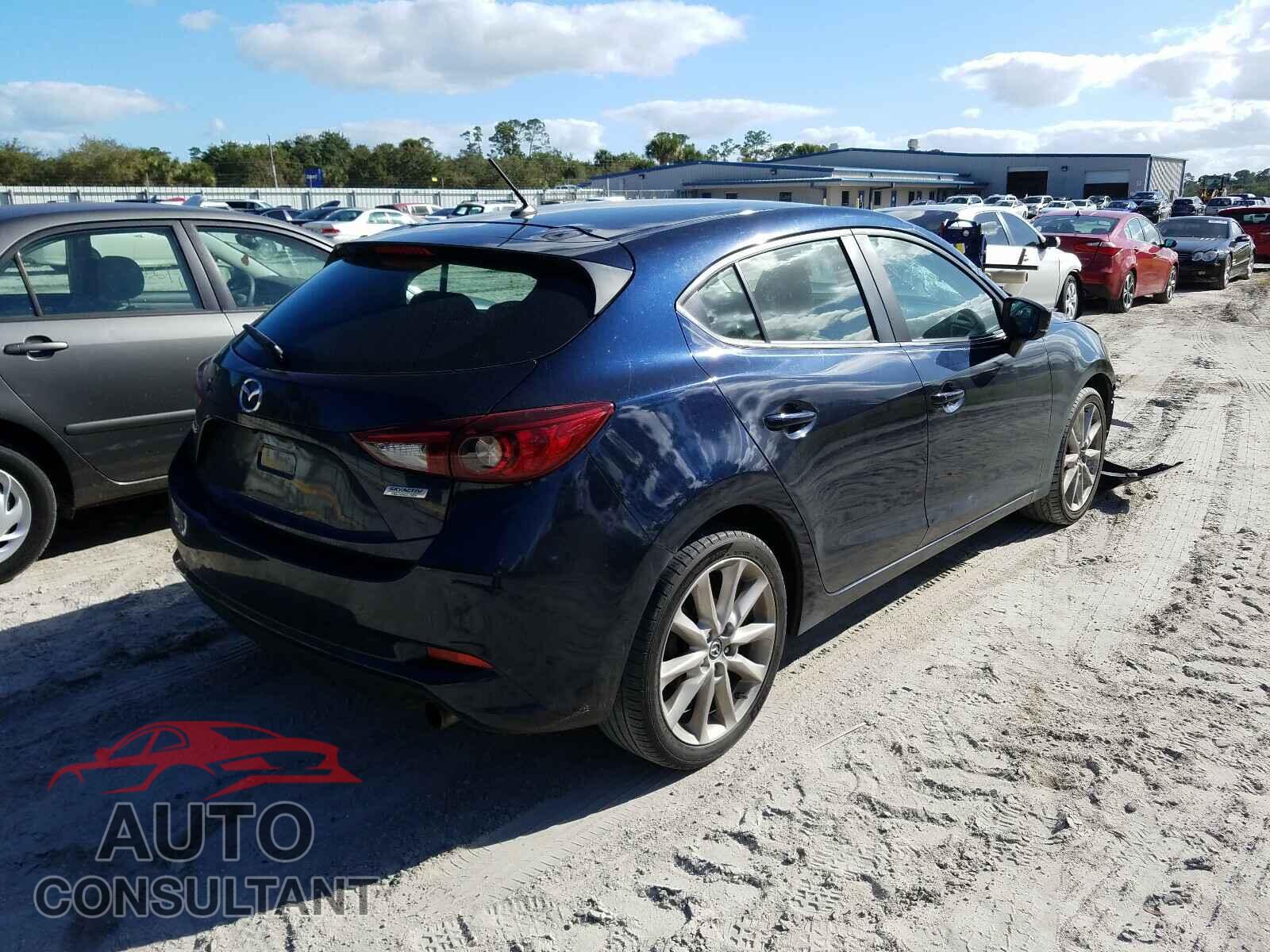 MAZDA 3 2017 - 3MZBN1L7XHM101688