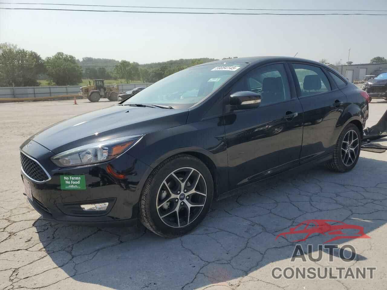 FORD FOCUS 2018 - 1FADP3H25JL211348