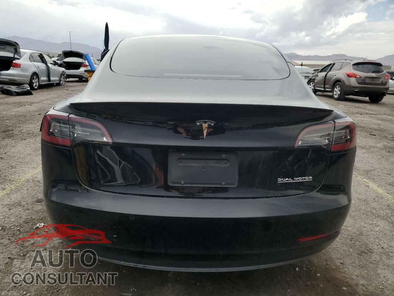TESLA MODEL 3 2021 - 5YJ3E1EC2MF984962