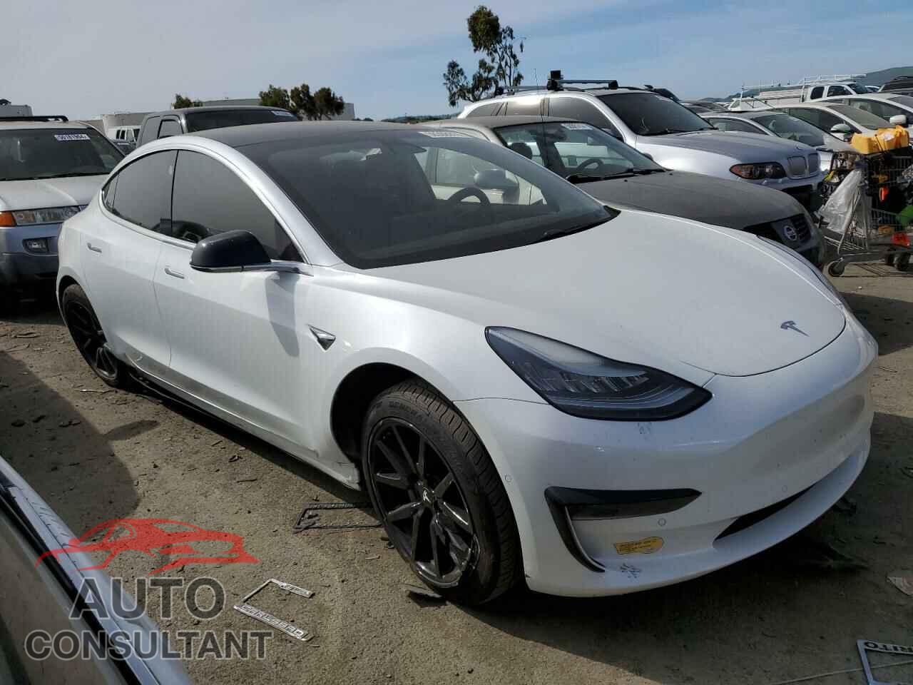TESLA MODEL 3 2020 - 5YJ3E1EA5LF706537