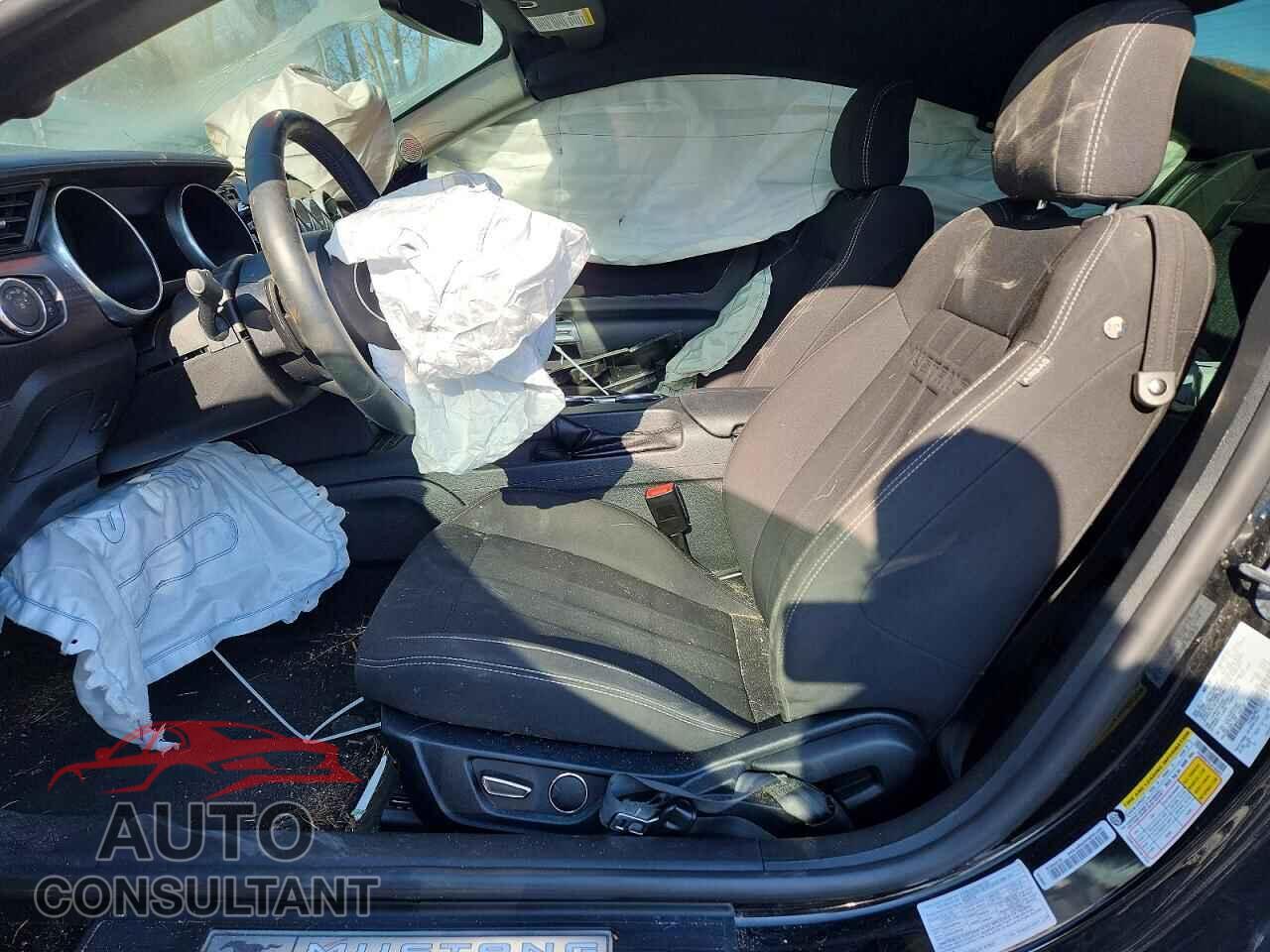 FORD MUSTANG 2018 - 1FA6P8CF3J5183831
