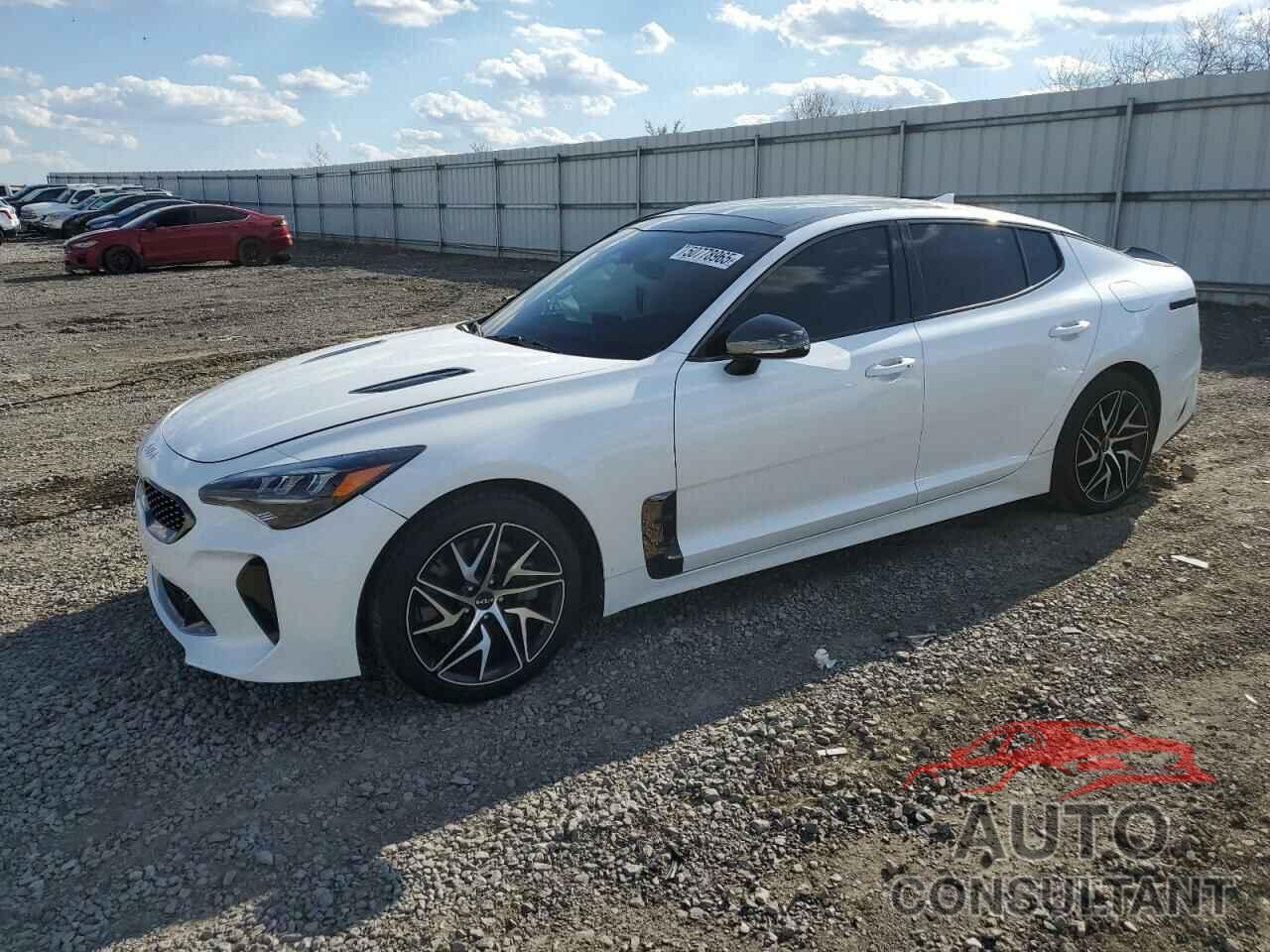 KIA STINGER 2023 - KNAE35LD0P6131135