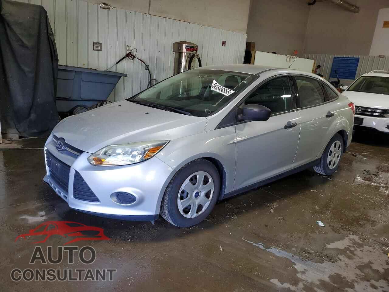 FORD FOCUS 2014 - 1FADP3E28EL317027