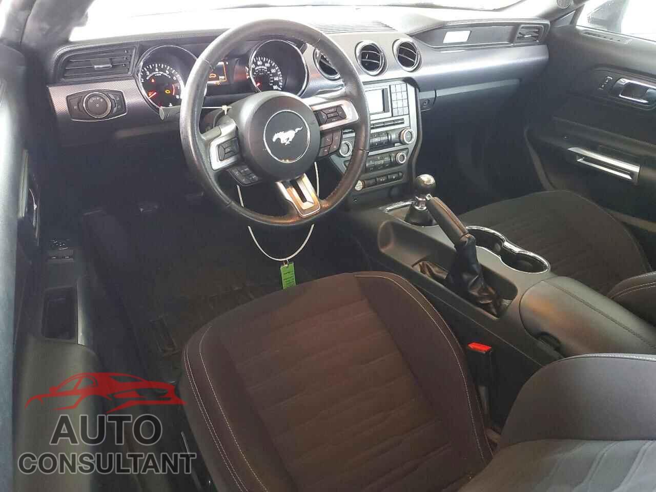 FORD MUSTANG 2015 - 1FA6P8TH4F5339349