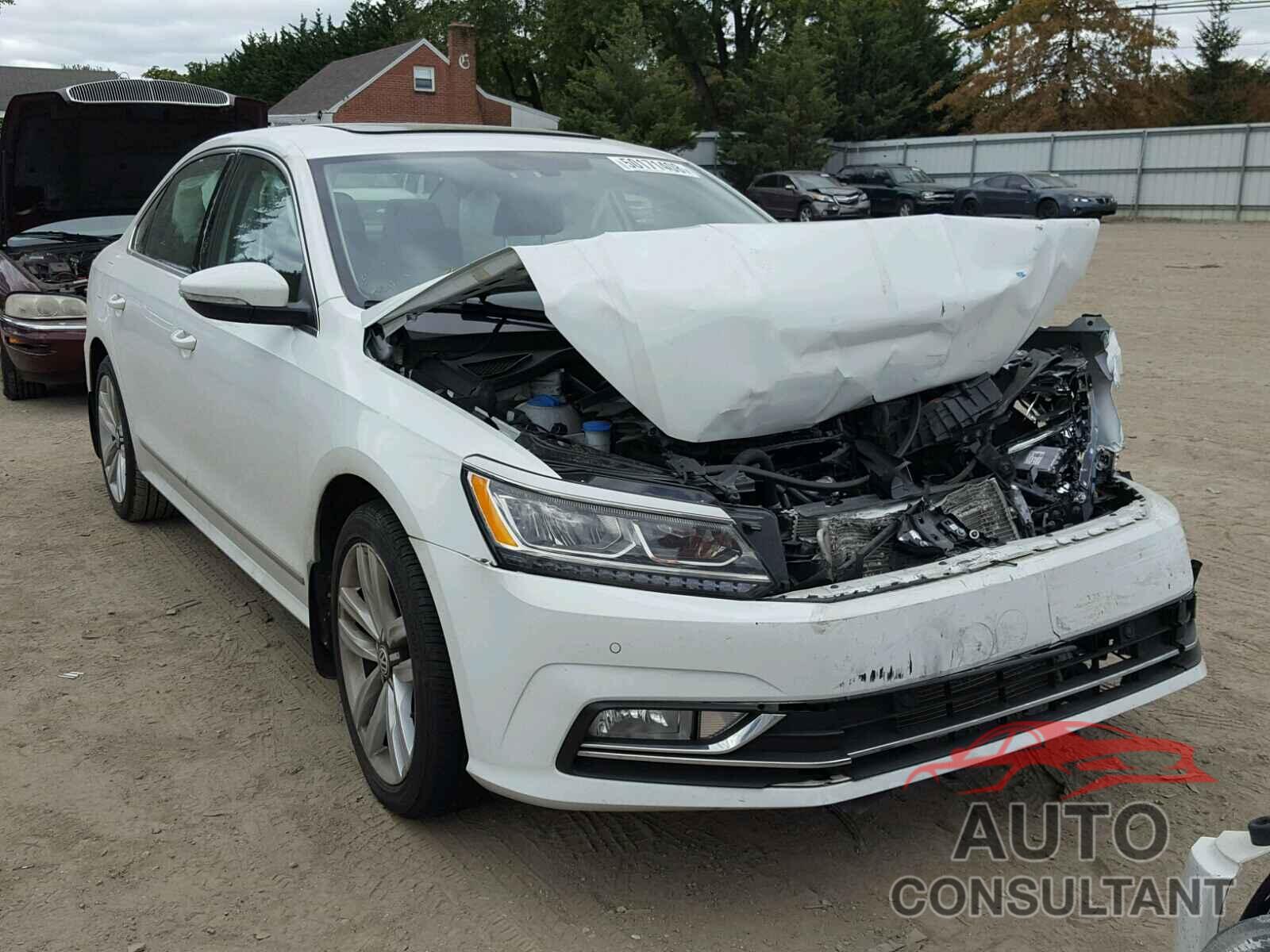 VOLKSWAGEN PASSAT 2017 - 1VWGT7A35HC041044