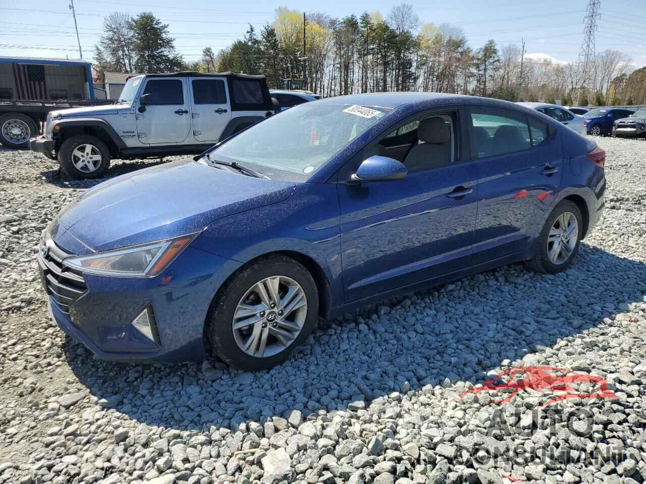 HYUNDAI ELANTRA 2019 - 5NPD84LFXKH408996
