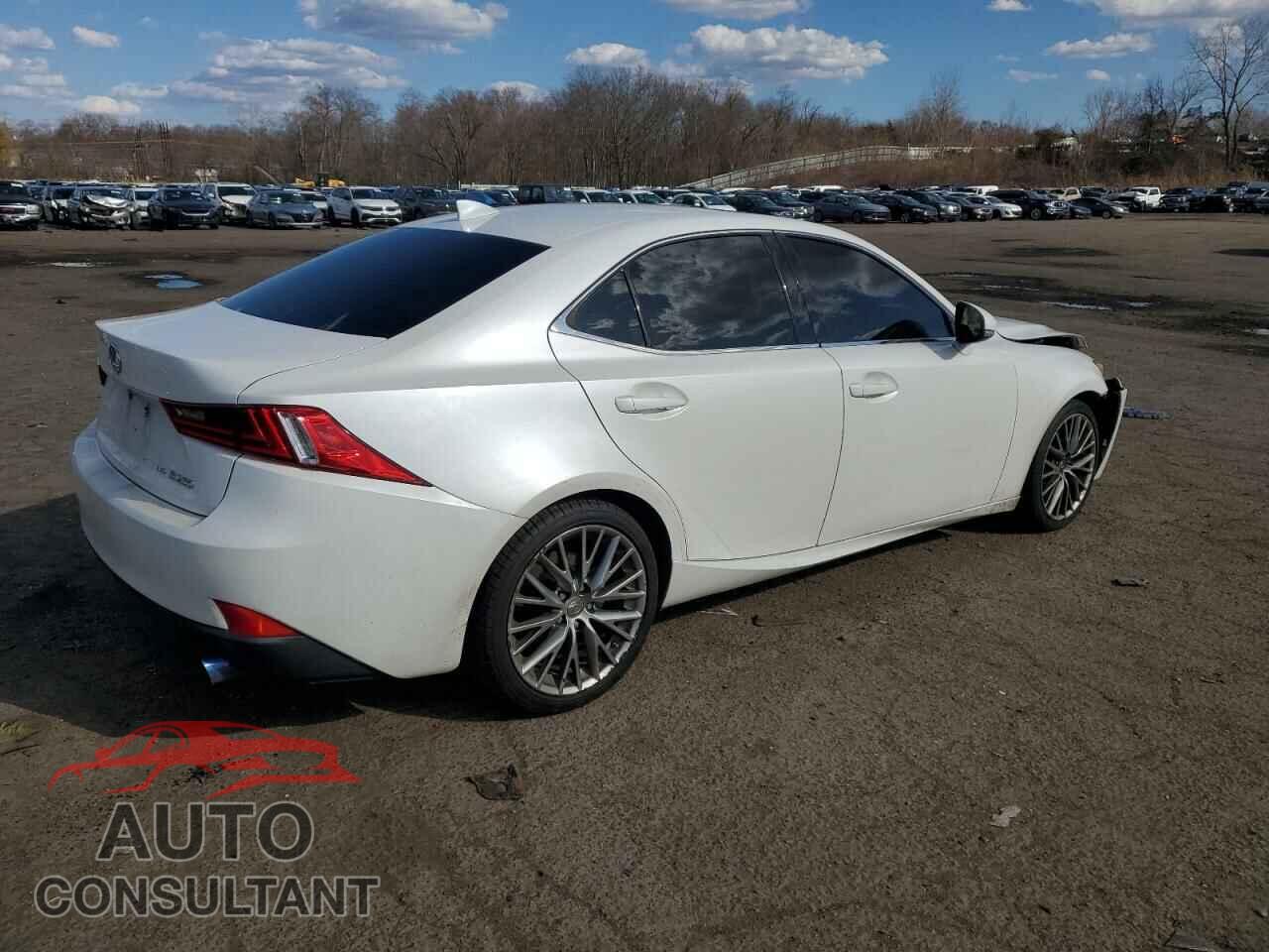 LEXUS IS 2014 - JTHCF1D26E5000624
