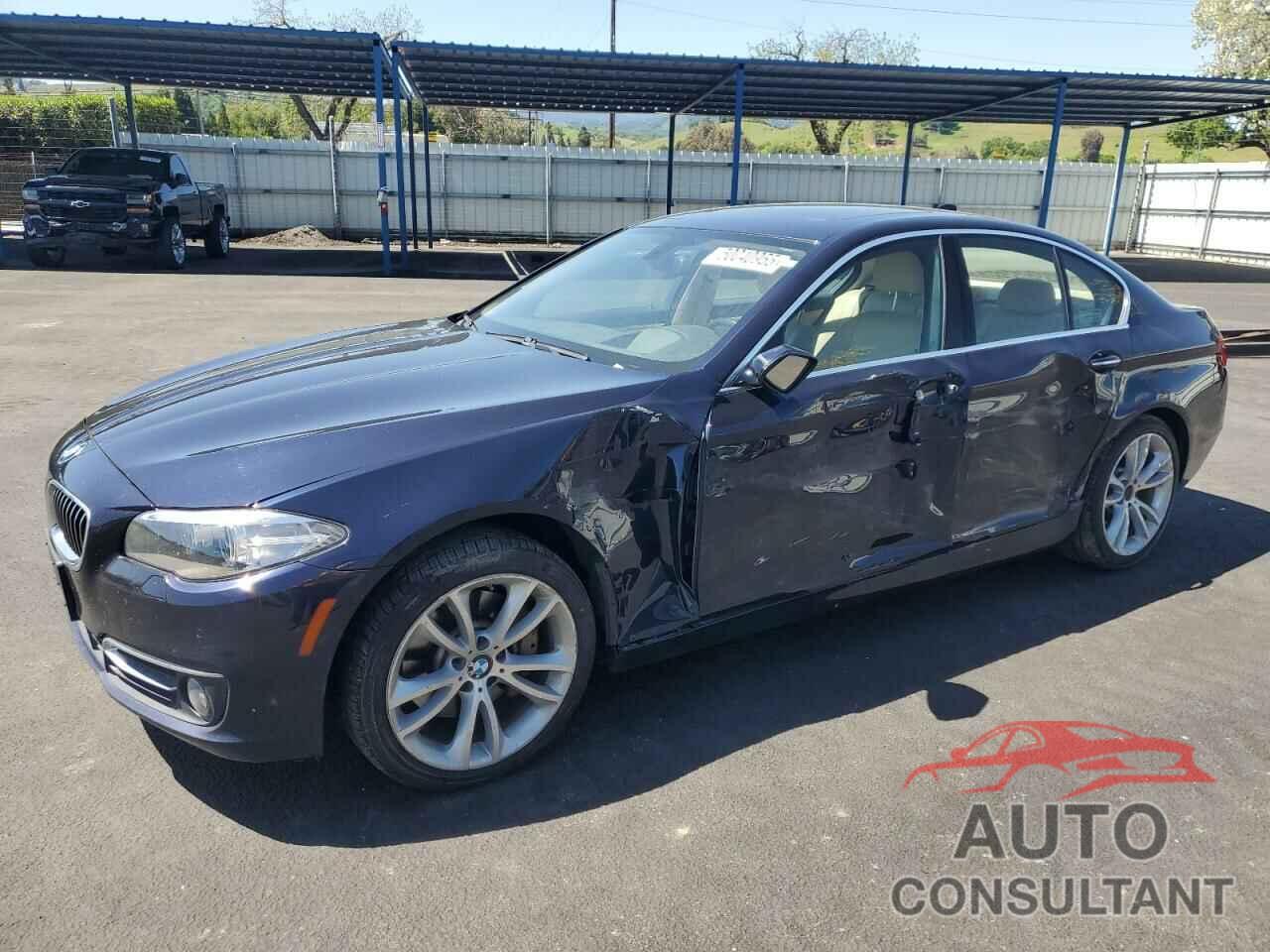 BMW 5 SERIES 2015 - WBA5B3C5XFD540107