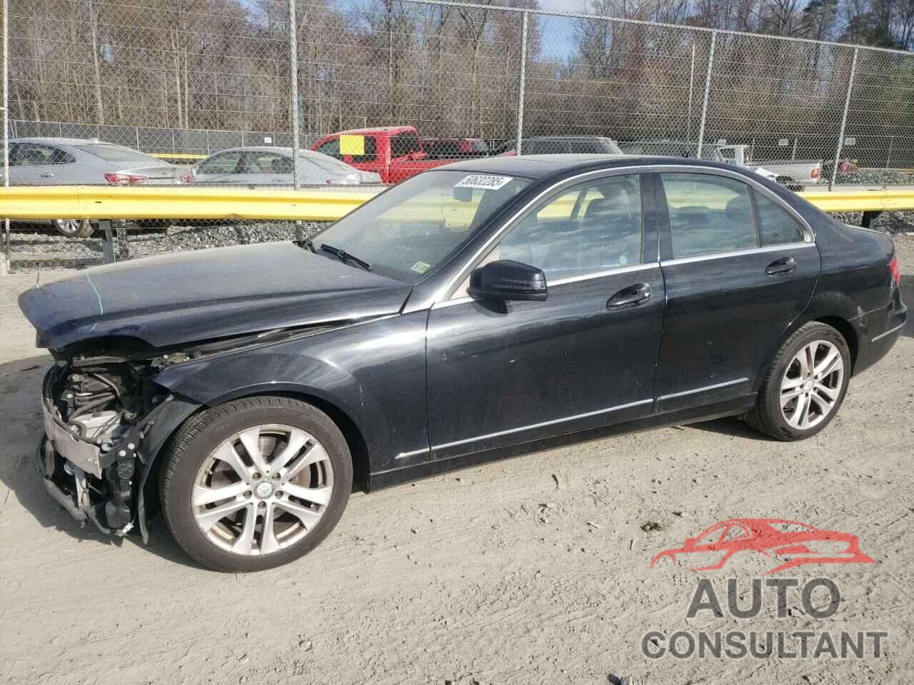 MERCEDES-BENZ C-CLASS 2013 - WDDGF8ABXDR244970