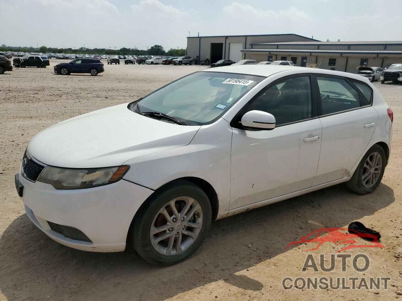 KIA FORTE 2011 - KNAFU5A24B5429527