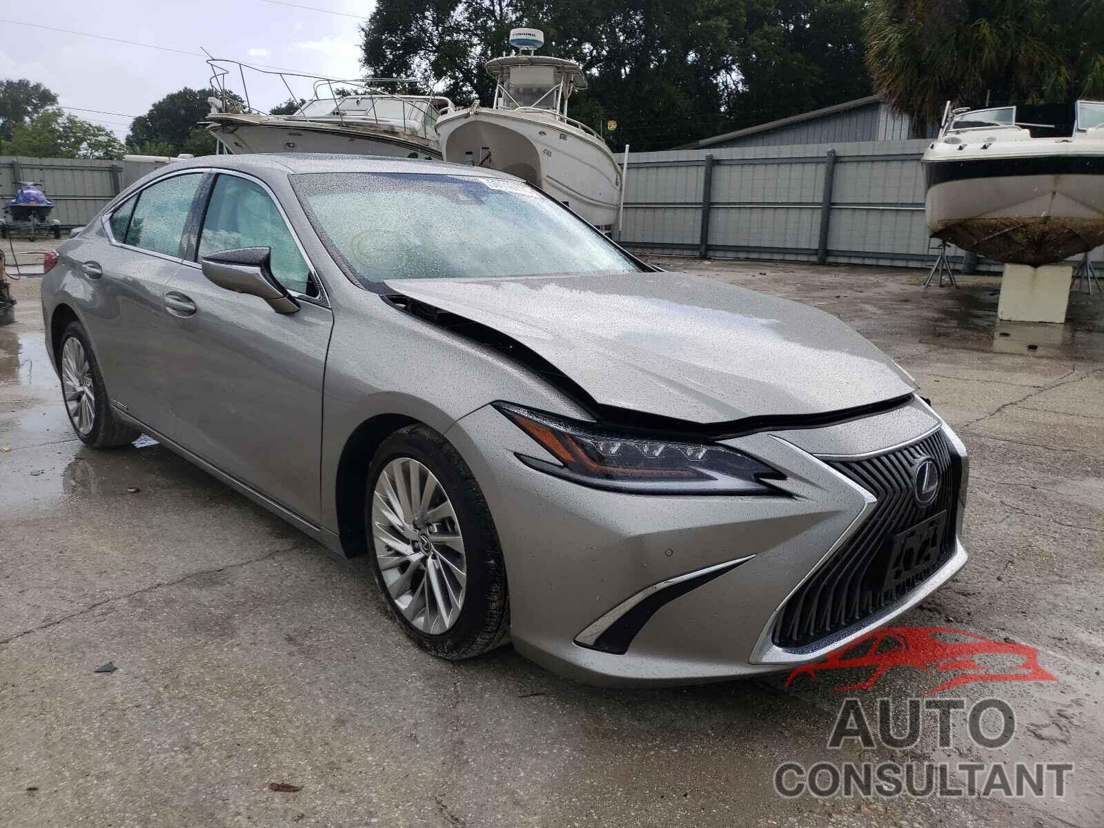 LEXUS ES300 2020 - 58AE21B14LU008308