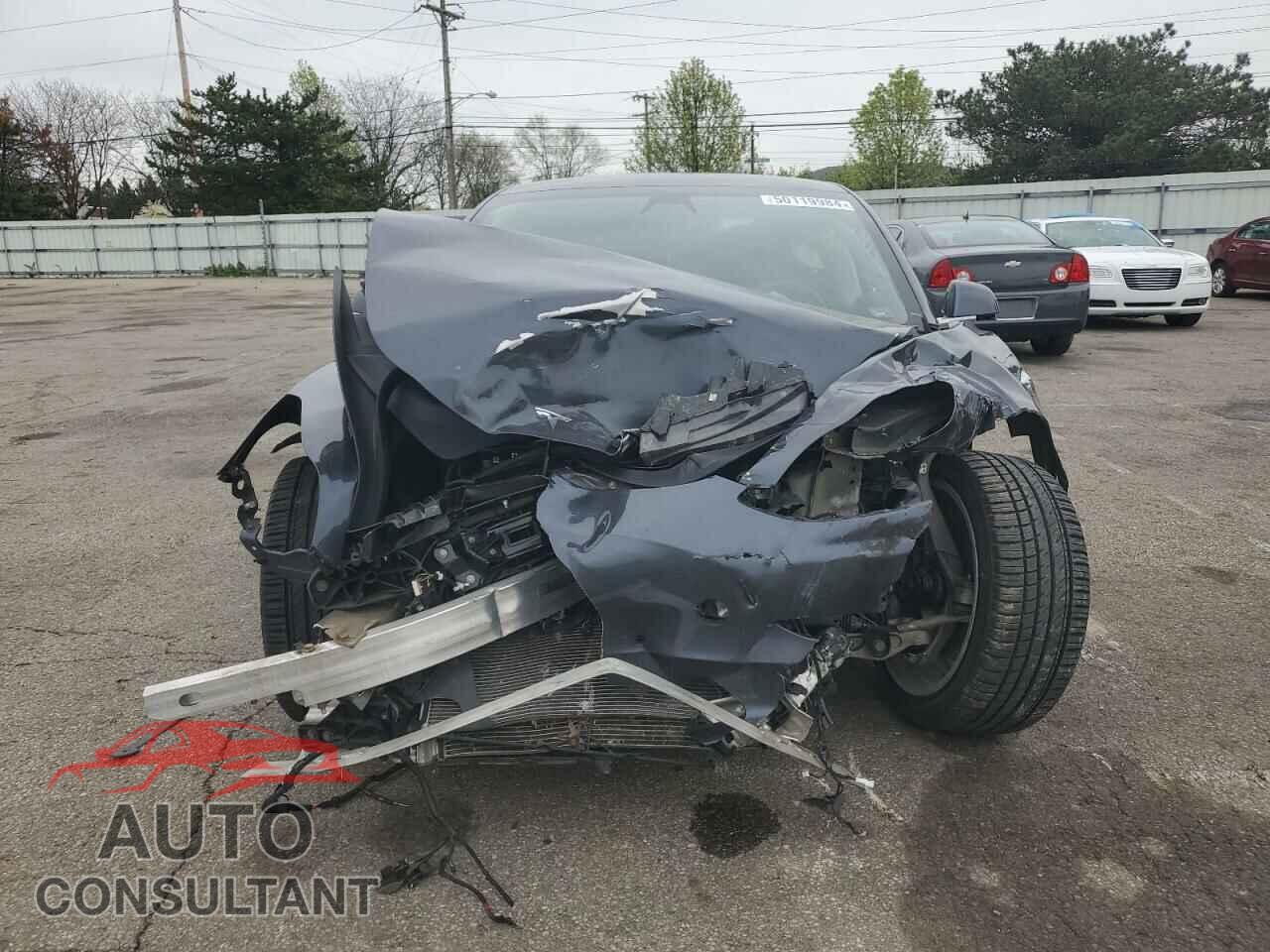 TESLA MODEL 3 2019 - 5YJ3E1EB4KF453637