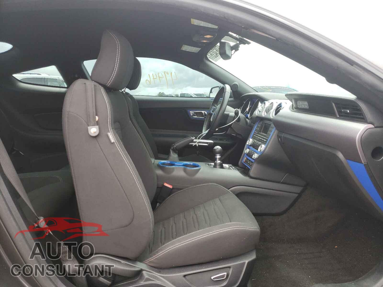 FORD MUSTANG 2017 - 1FA6P8TH0H5335155