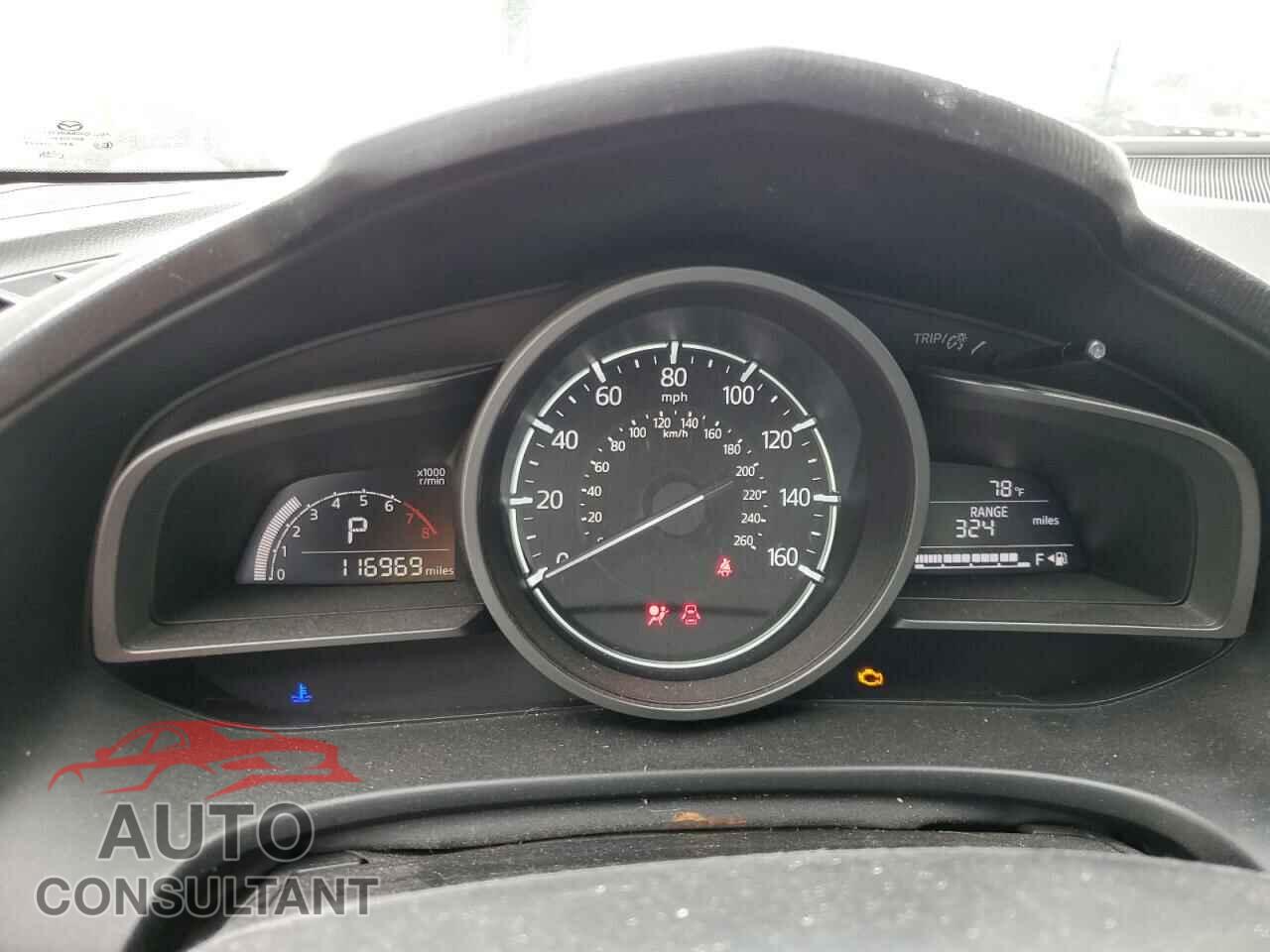 MAZDA 3 2018 - 3MZBN1U74JM178657