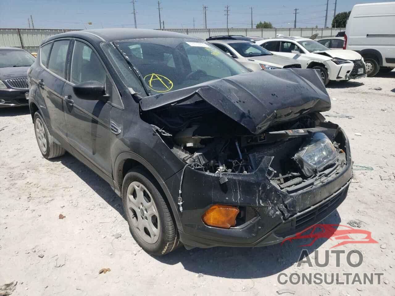 FORD ESCAPE 2017 - 1FMCU0F7XHUD66084
