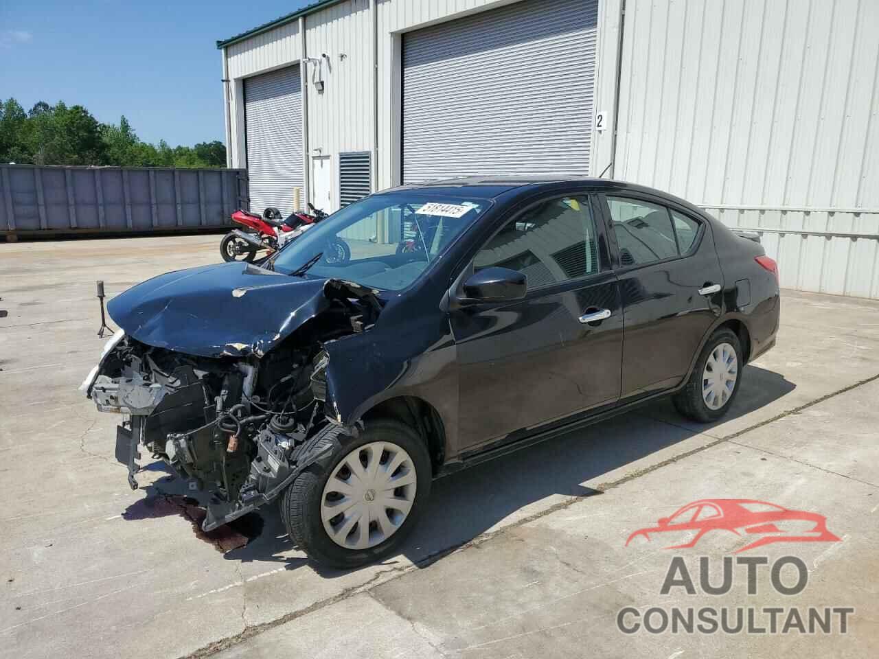 NISSAN VERSA 2018 - 3N1CN7AP9JL884532