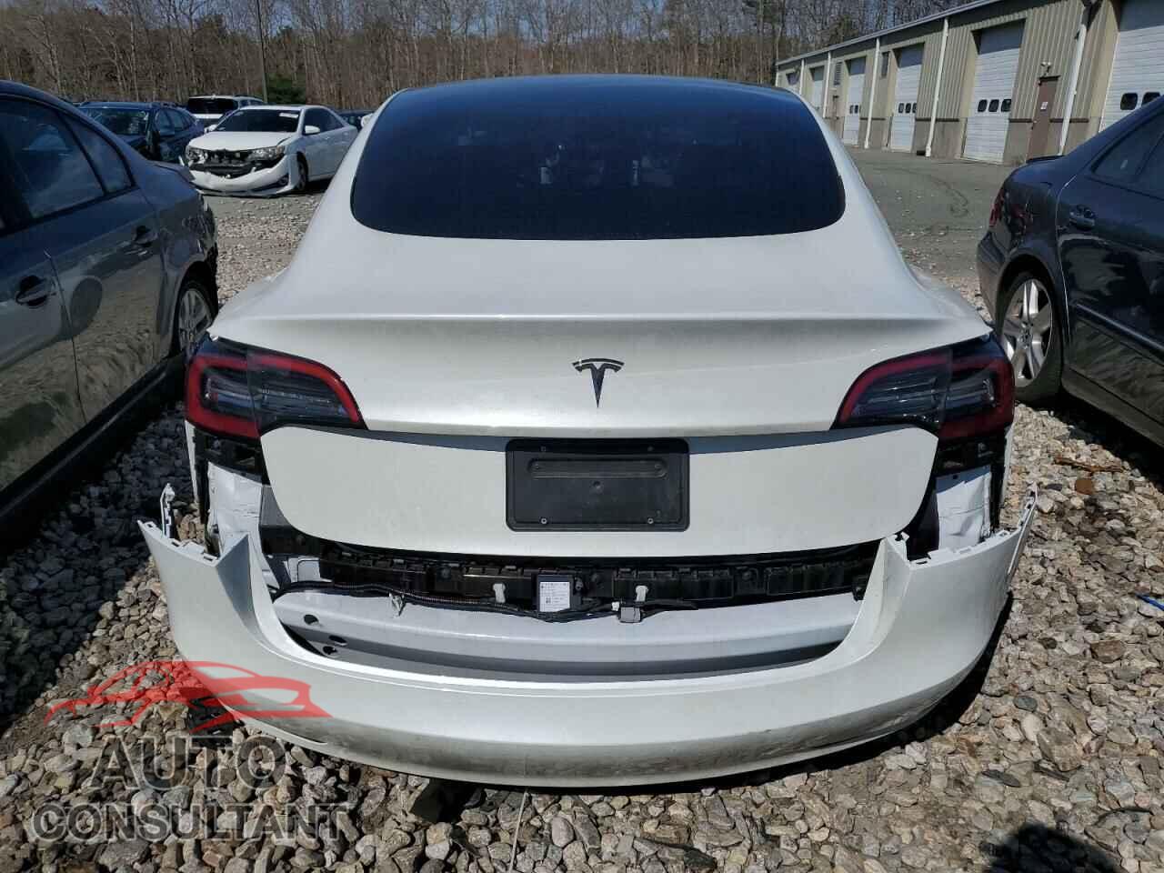 TESLA MODEL 3 2023 - 5YJ3E1EA3PF686472