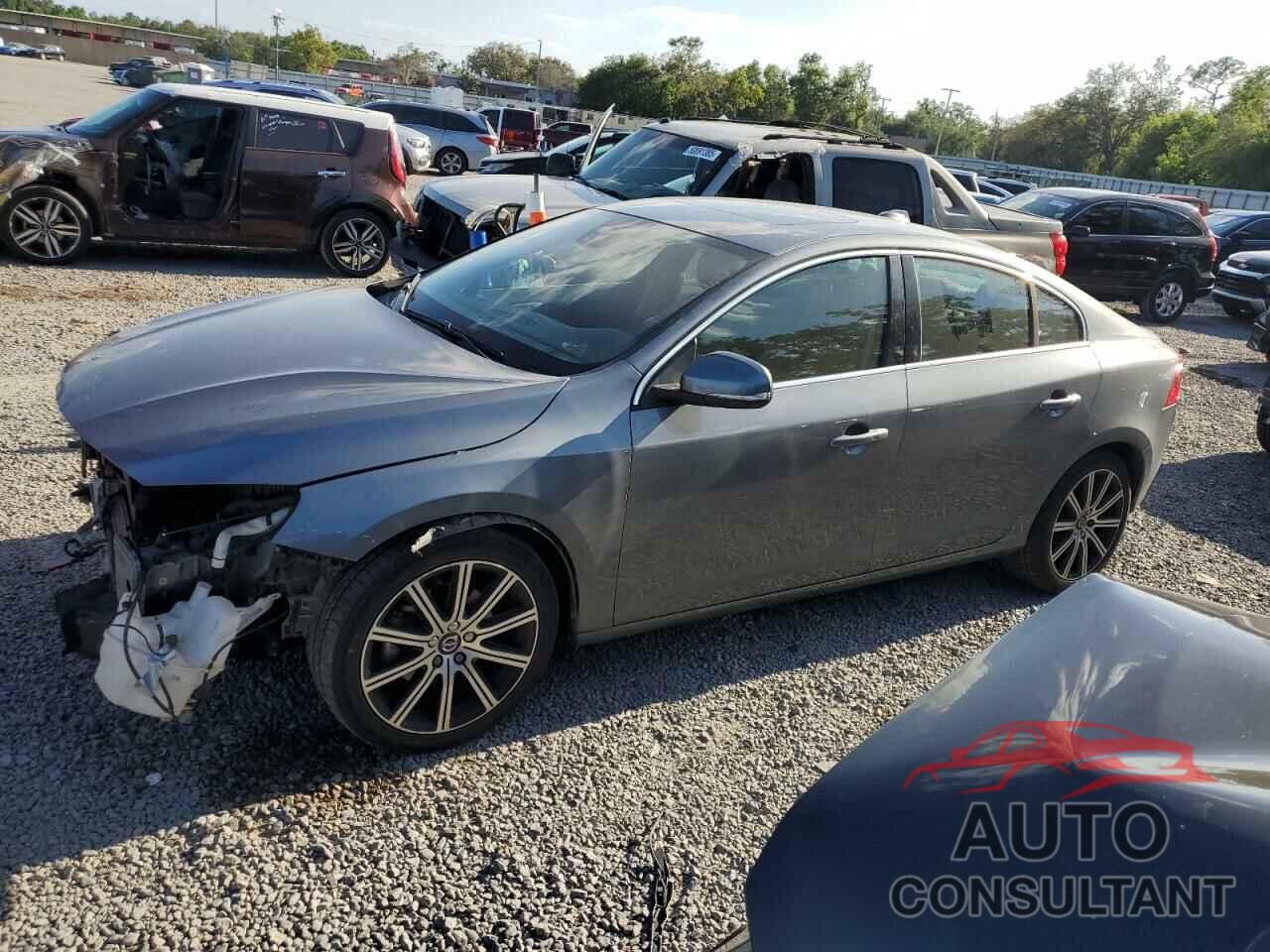 VOLVO S60 2017 - LYV402HM7HB143918