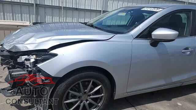 MAZDA 3 2017 - 3MZBN1V75HM151072