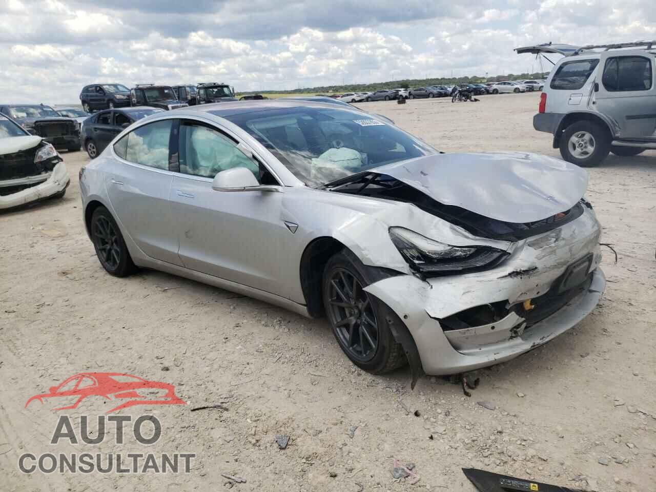 TESLA MODEL 3 2018 - 5YJ3E1EA3JF037357