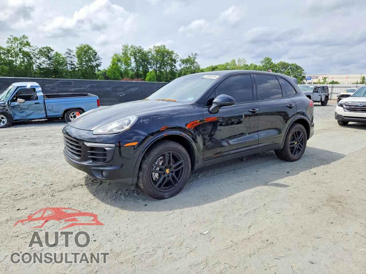 PORSCHE CAYENNE 2018 - WP1AA2A26JKA01395