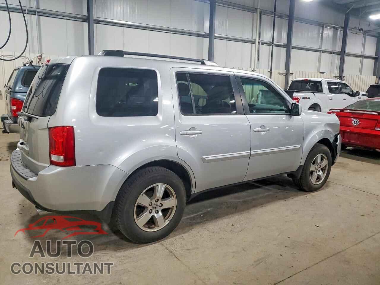 HONDA PILOT 2011 - 5FNYF4H44BB074882