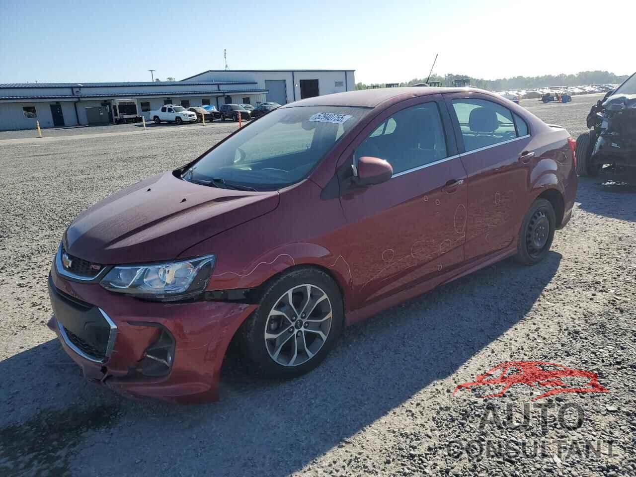 CHEVROLET SONIC 2018 - 1G1JD5SH7J4100186