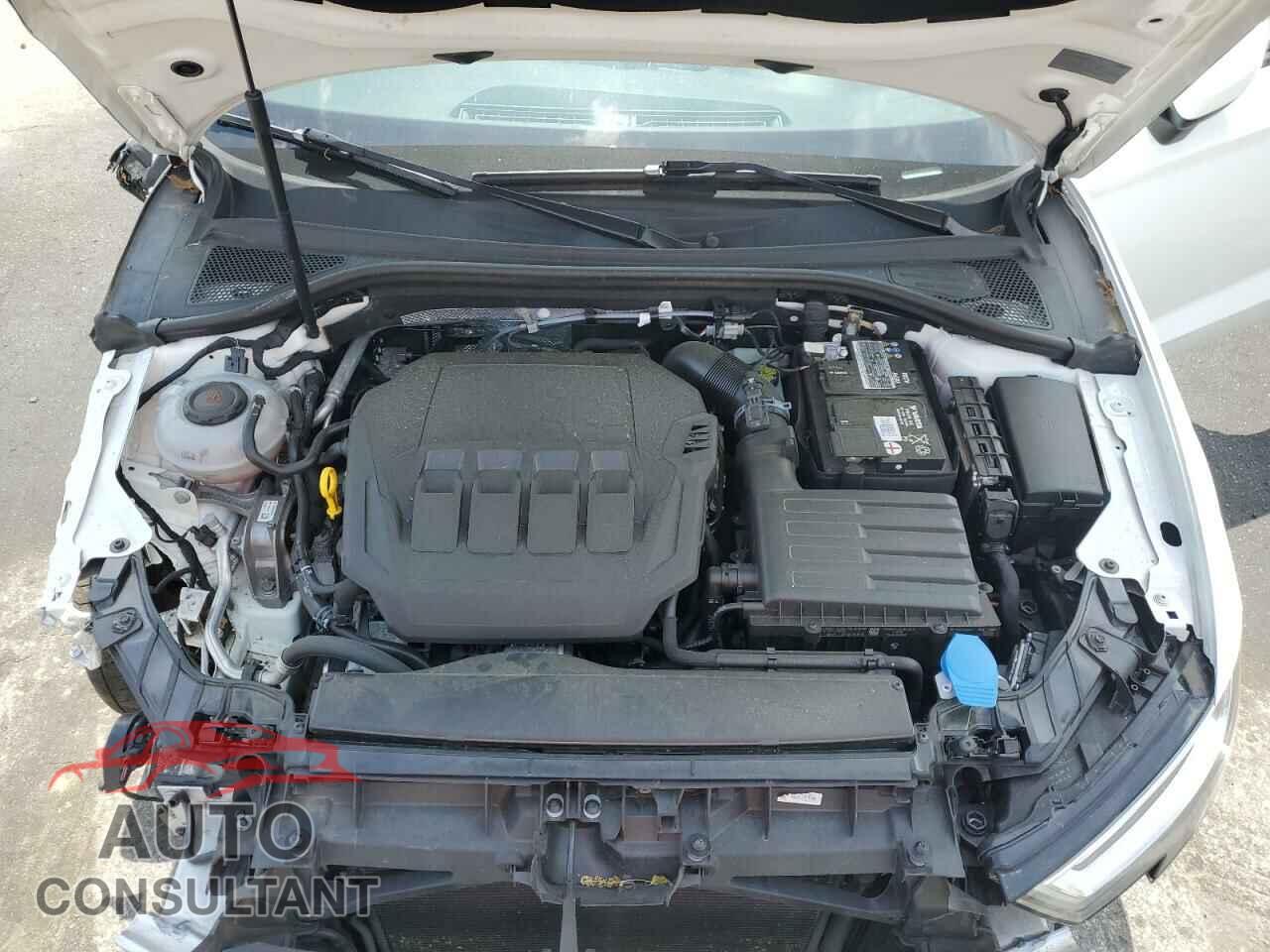 AUDI A3 2020 - WAUCUGFF6LA102775