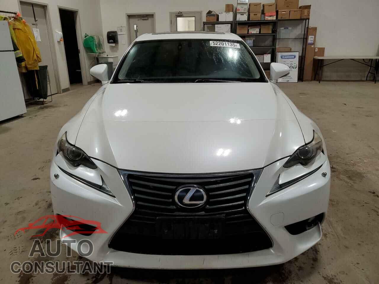 LEXUS IS 2014 - JTHCF1D27E5002656
