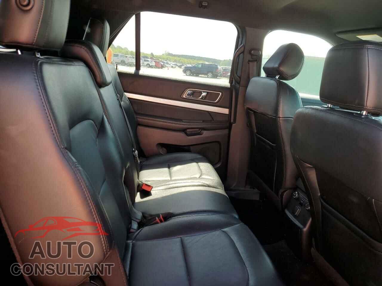 FORD EXPLORER 2017 - 1FM5K7DH6HGA25802