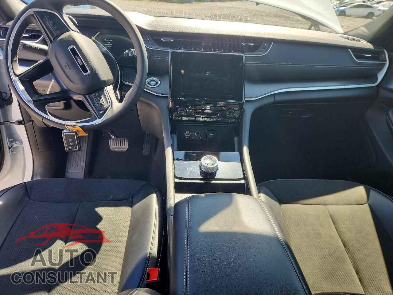JEEP CHEROKEE 2025 - 1C4RJKAG5S8756102